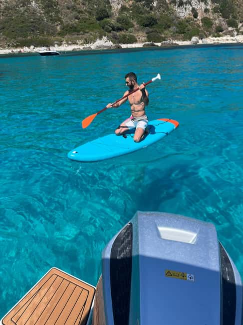 Tropea: tour in barca lungo la Costa degli Dei, snorkeling - Music, SUP Time, And The Aperitif