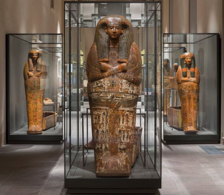 Turin: Egyptian Museum Small Group Skip-the-Line Guided Tour - Skip-the-line entry and what it really saves
