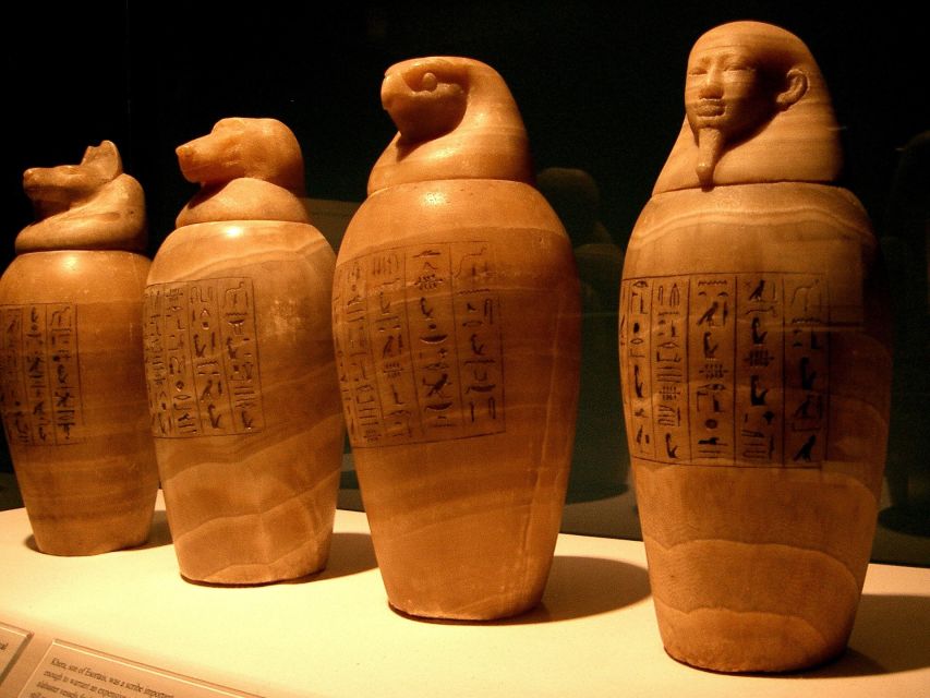Turin: Guided Egyptian Museum Tour - A chronological route helps the museum make sense