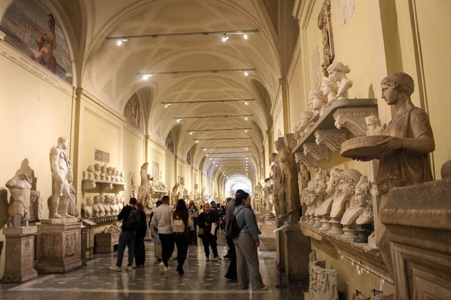 Vatican Museums, Sistine Chapel and St. Peter's Guided Tour - Meeting at Via Sebastiano Veniero 74