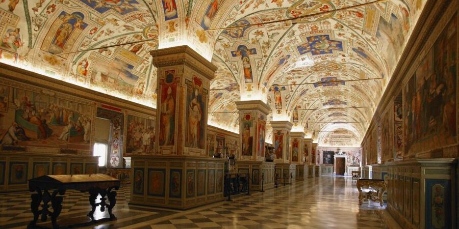 Vatican Museums, Sistine Chapel & St Peter's Basilica Tour - Crowds, security, and the pace of the visit