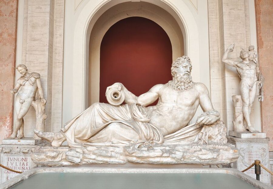 Vatican Museums, Sistine Chapel & St Peter's Basilica Tour - The guides are the tour’s strongest feature