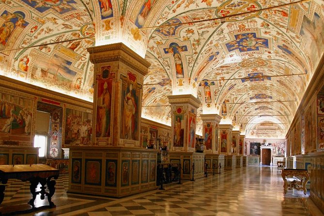 Vatican Museums Sistine Chapel Tour with access to St Peter - Why this three-hour Vatican tour works