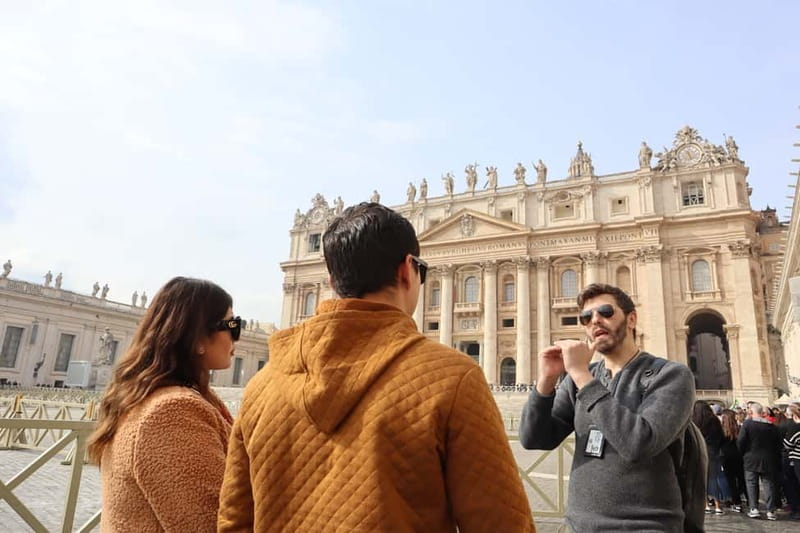 Vatican: St. Peter’s Basilica, Dome Climb & Papal Tombs Tour - Why the early start matters at St. Peter’s Square