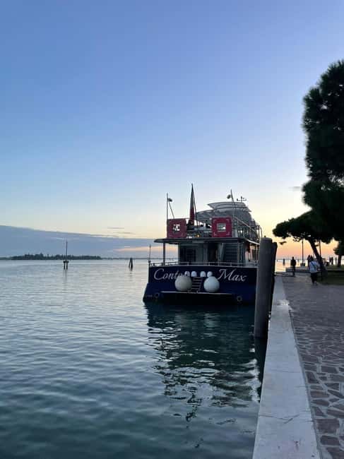 Venetian Lagoon Tour: Visit Murano, Burano and Torcello - Murano: glass, workshops, and a short introduction