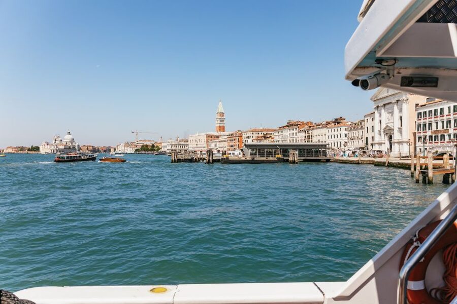 Venice: Burano, Torcello & Murano Boat Tour w/Glassblowing - Practical advice for a smoother day