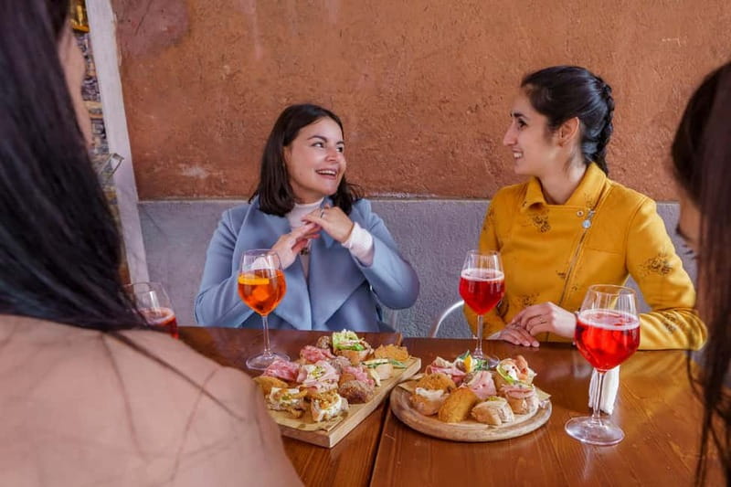 Venice: Cicchetti, Spritz, and Wine Tour in Ghetto Ebraico - Meeting at Gam Gam in the Jewish Ghetto