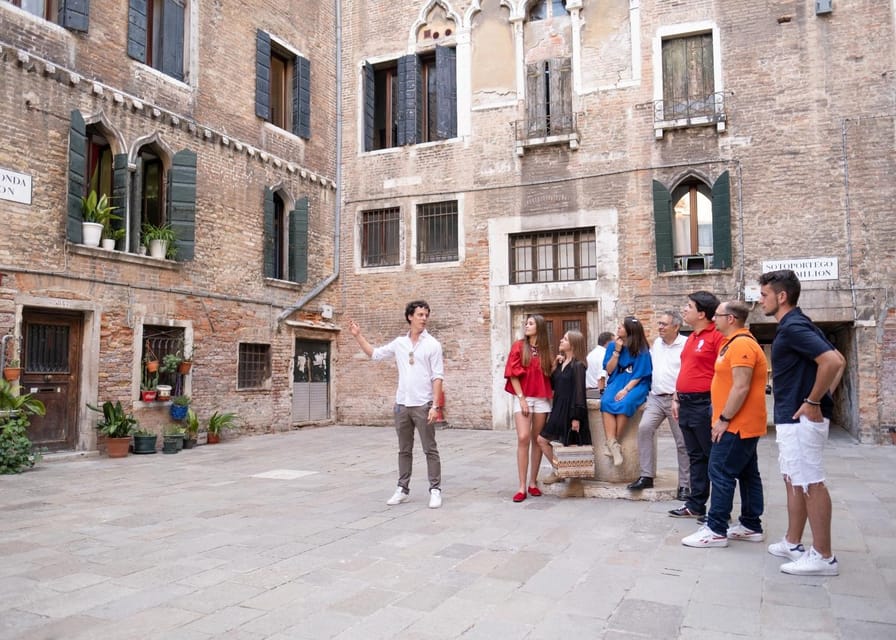 Venice: City Center Historical Guided Walking Tour - Through Venice’s calli and campi