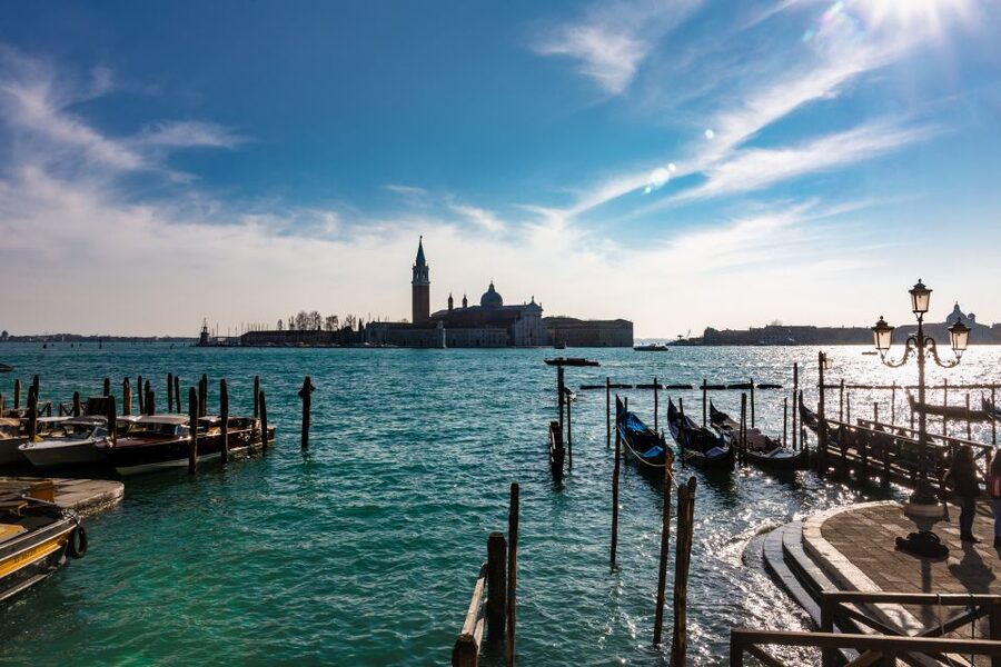 Venice: City Center Historical Guided Walking Tour - Teatro La Fenice and Venice’s artistic side