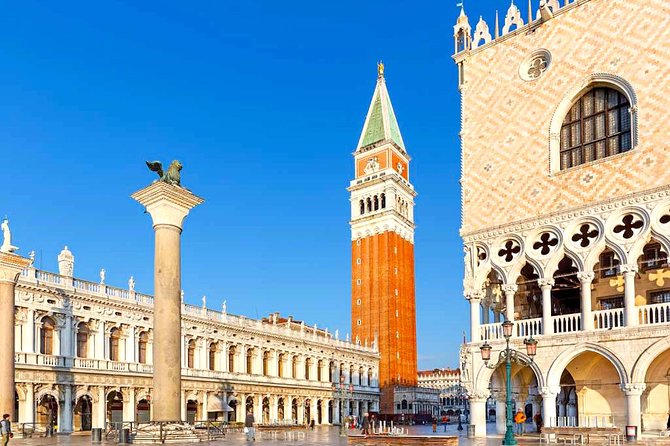 Venice: Doge's Palace and St. Mark's Basilica Guided Tour - Meeting beside the lagoon at Doge’s Palace