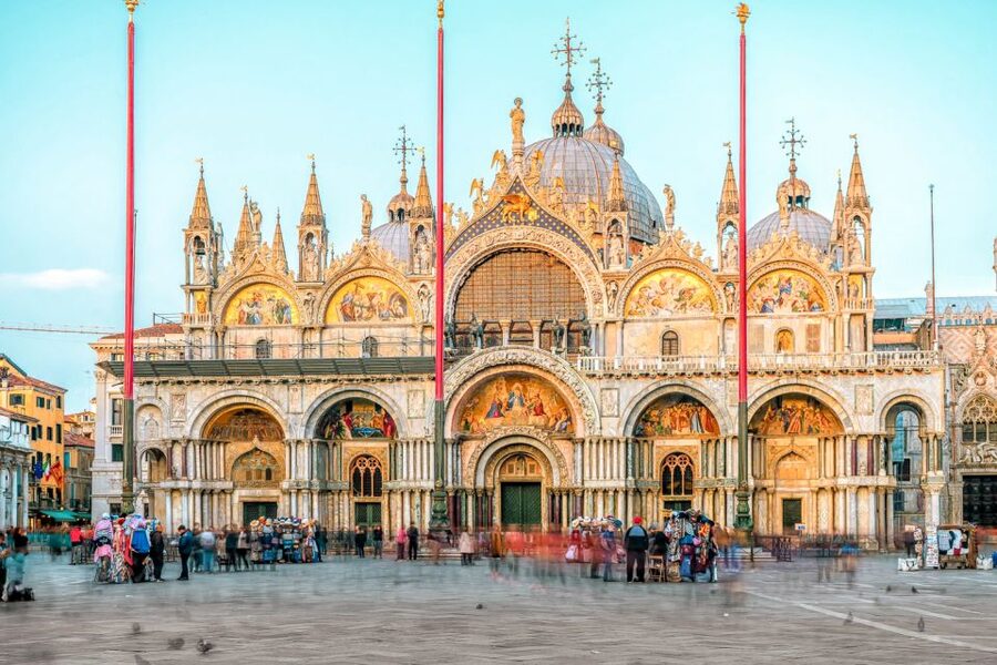 Venice: Doge's Palace and St. Mark's Basilica Tour - St. Mark’s Basilica and its golden mosaics