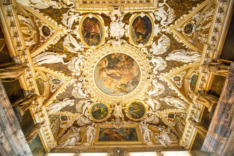 Venice: Doge's Palace Skip-the-Line Tour with Prisons - The government rooms and halls of power