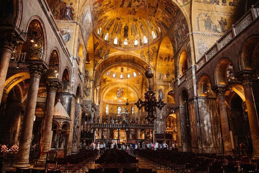 Venice: Doge's Palace & St Mark's Tour with Upgrade Option - St. Mark’s Basilica and its golden ceiling