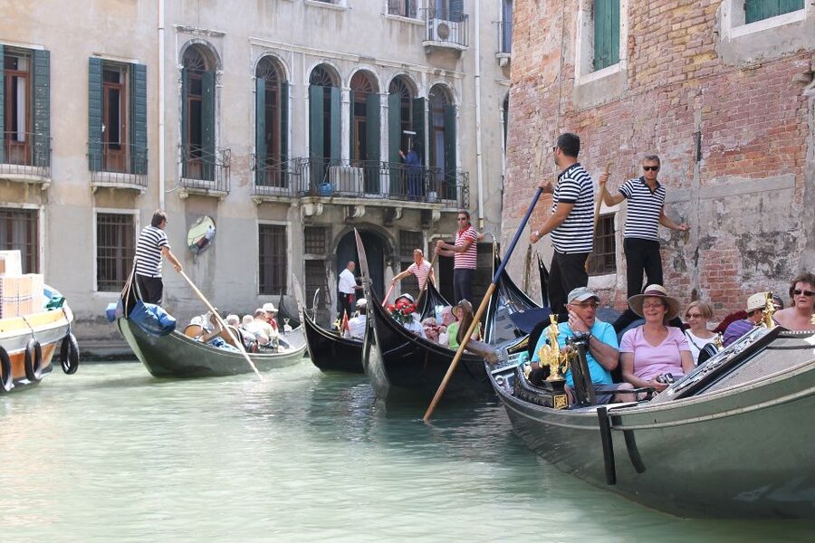 Venice: Grand Canal by Gondola with Live Commentary - Teatro La Fenice and the canals near Mozart’s House