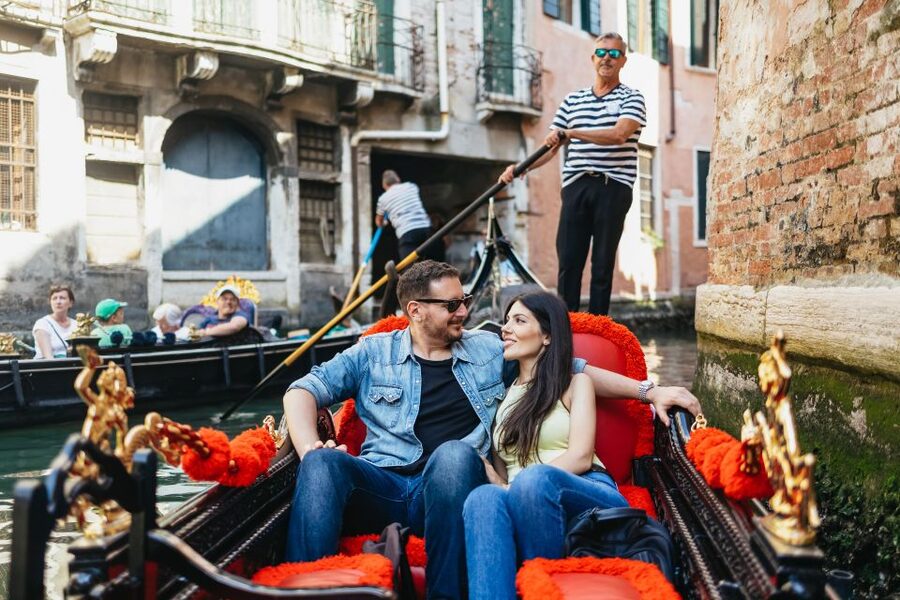 Venice: Grand Canal Gondola Ride with App Commentary - Is $39 good value?