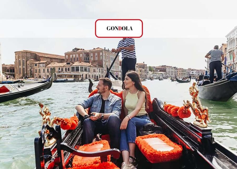 Venice: Grand Canal Gondola Ride with App Commentary - The 15-minute introduction near San Marco