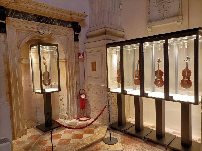 Venice: Interpreti Veneziani Concert at Church of San Vidal - Acoustics that reward careful listening