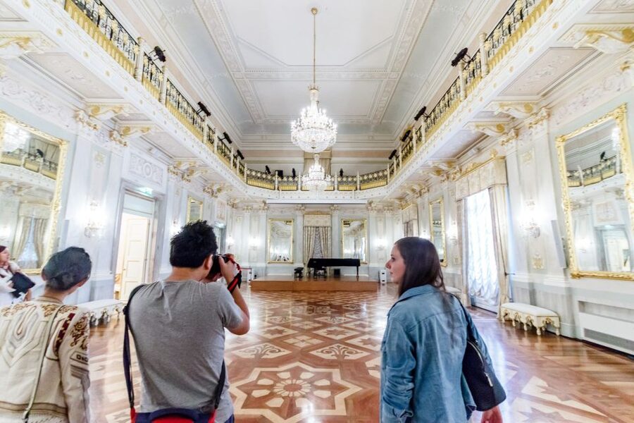 Venice: La Fenice Opera House Entry Ticket with Audio Guide - Boxes, royal spaces, and rooms beyond the auditorium