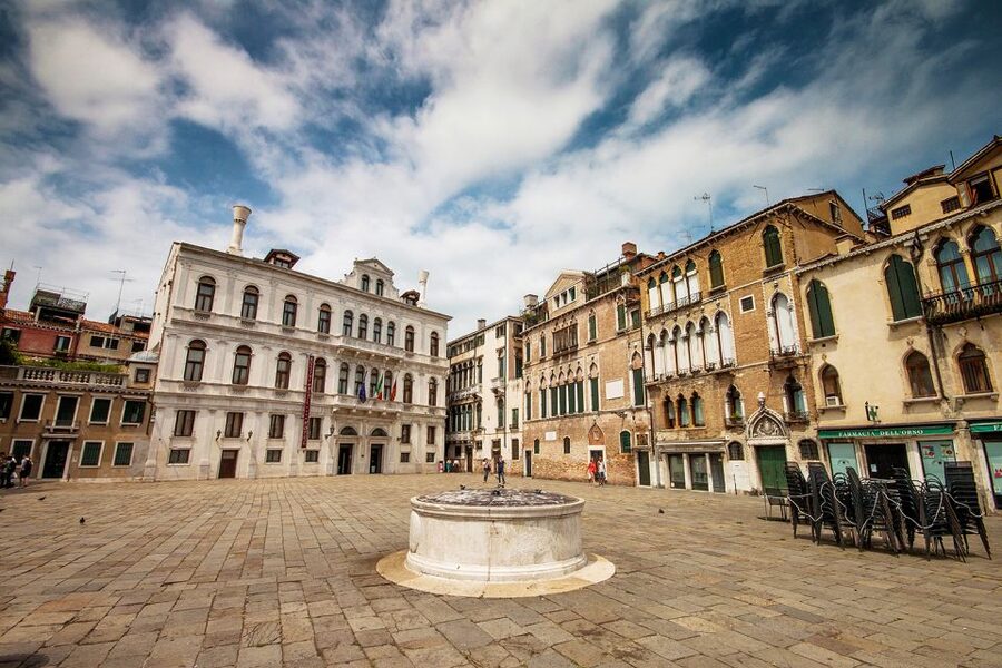 Venice: Morning Walking Tour - Scuola Grande di San Marco and the Captains of Fortune