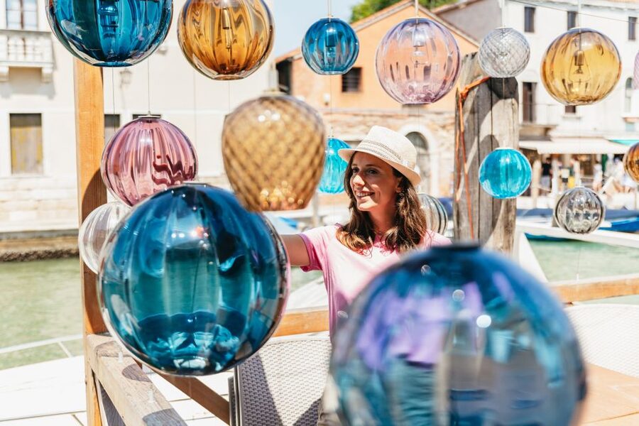 Venice: Murano and Burano Boat Tour with Glass Factory Visit - The best parts of the Murano and Burano trip