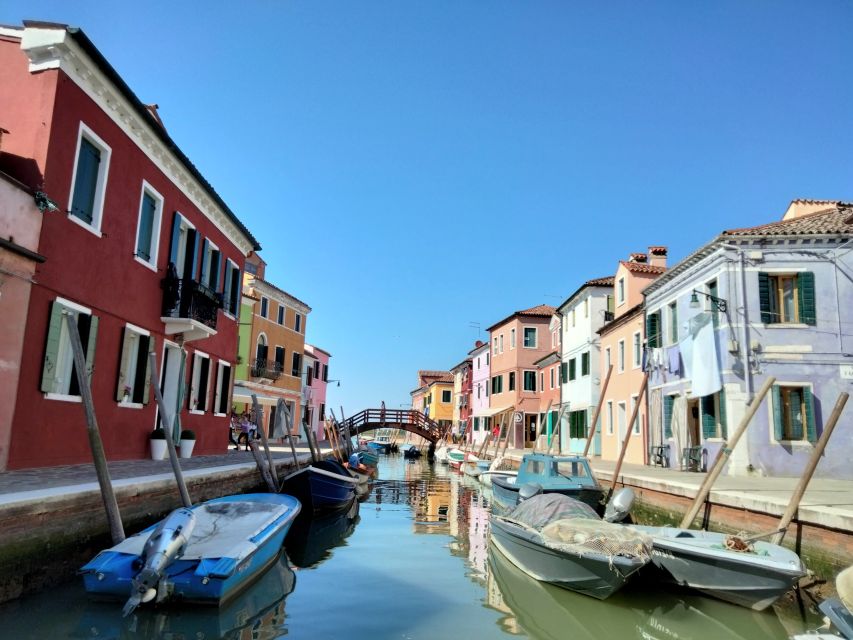 Venice: Murano and Burano Excursion - Meeting near the Pietà Church
