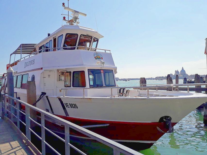 Venice: Murano & Burano Panoramic Boat Tour w/ Glassblowing - Why Murano and Burano make a good half-day outing