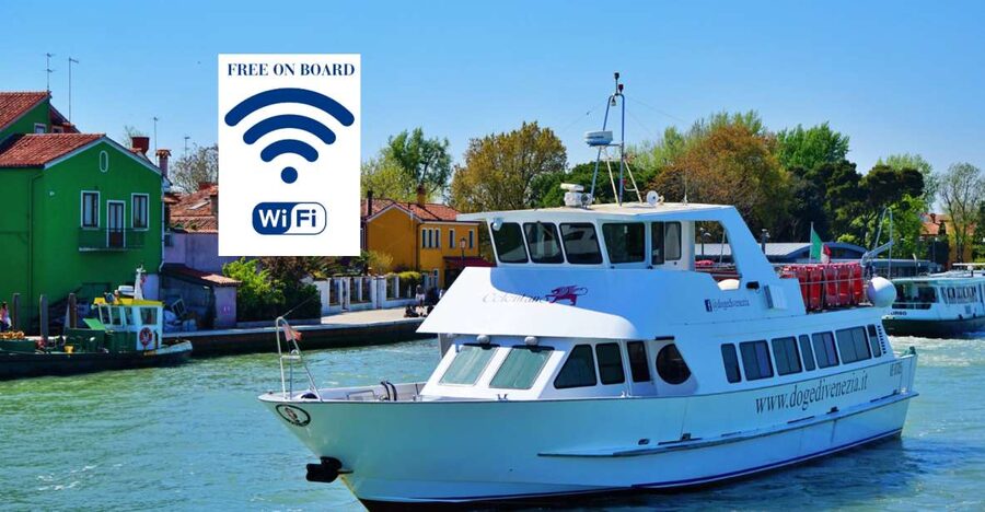 Venice: Murano, Burano, Torcello, and Glass Factory Tour - Crossing the Venetian Lagoon by panoramic boat