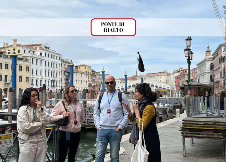 Venice: Rialto Bridge & Offbeat Unusual Venice Walking Tour - Key points to know before booking
