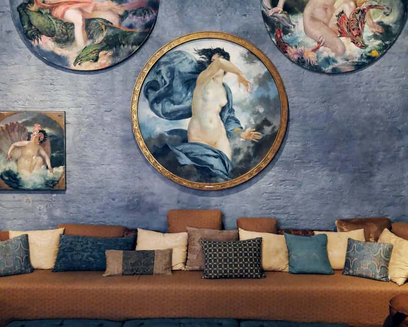 Venice: Rialto Bridge & Offbeat Unusual Venice Walking Tour - What this Venice walking tour is really about