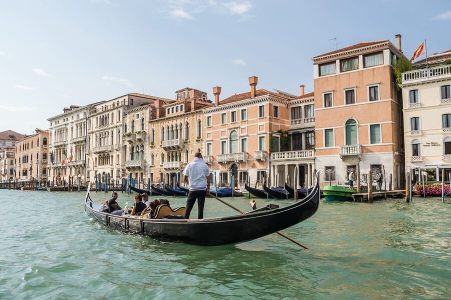 Venice: Shared Gondola Ride Across the Grand Canal - How Long Are You Actually On The Water?