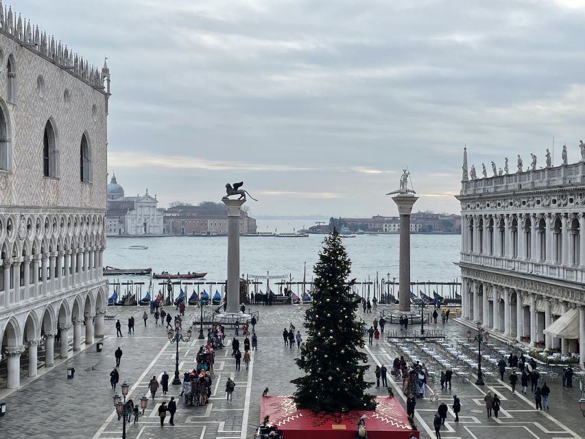 Venice: St. Mark's Basilica & Doge's Palace Tour with Ticket - Doge’s Palace, two hours of Venetian power