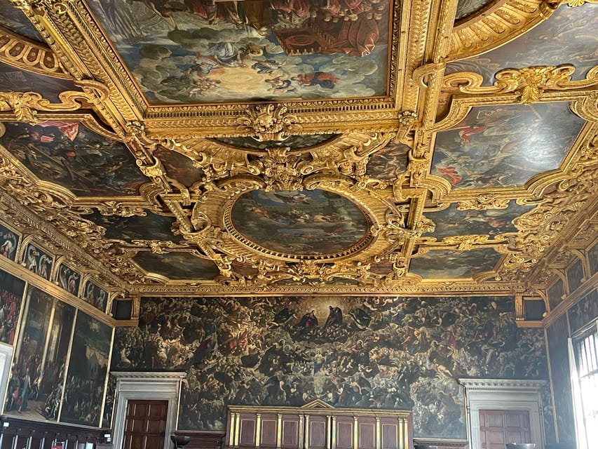 Venice: St. Mark's Basilica & Doge's Palace Tour with Ticket - Who should book this experience?