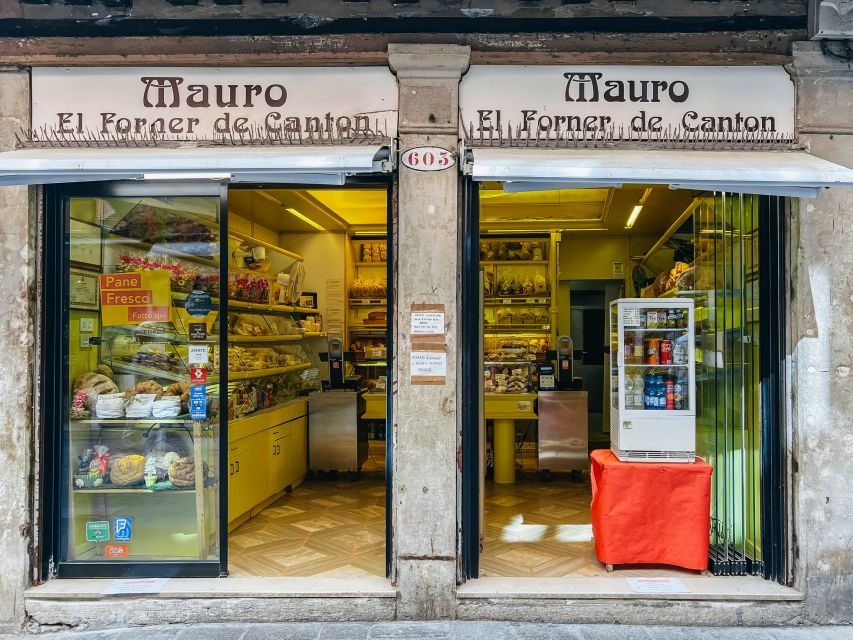 Venice: Street Food Tour with a Local Guide and Tastings - Campo San Bartolomeo and quieter city corners