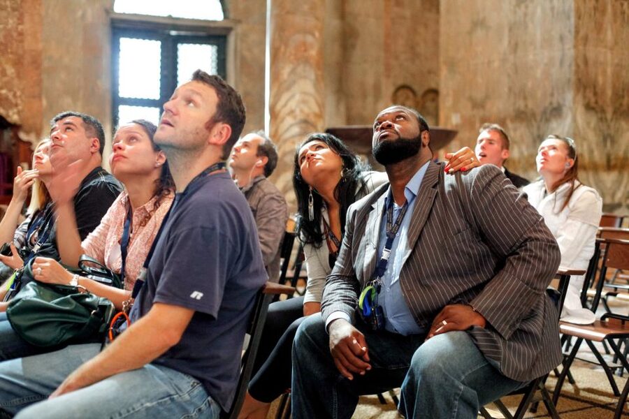 Venice: Walking tour, Doge Palace, & St. Mark's Basilica - Who should book it