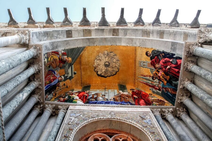 Venice: Walking tour, Doge Palace, & St. Mark's Basilica - Starting at Doge’s Palace