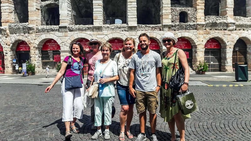 Verona: Arena di Verona Opera Ticket - Heat, toilets, clothing, and other practical details