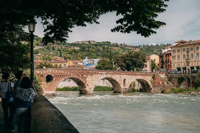Verona: Classic and Hidden Gems Bike Tour - Roman Verona and Ponte Pietra