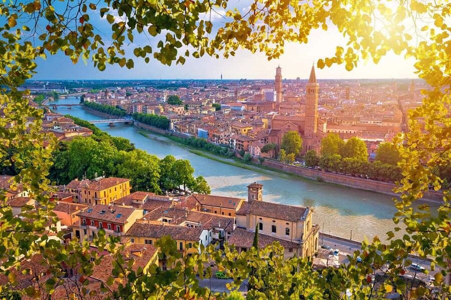 Verona: Small Group Guided Walking Tour with Arena Tickets - Key points before you book